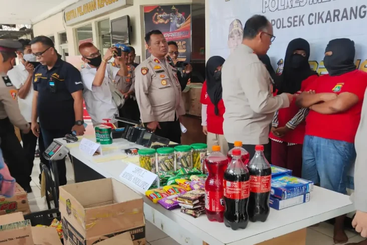 Sindikat Penjual Makan,...