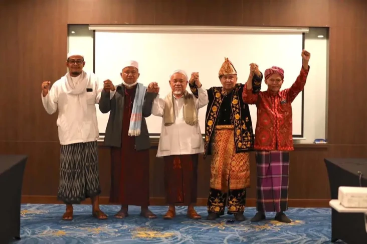 Ratusan Ulama di Jambi...