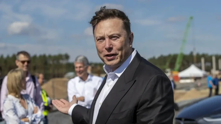 Survei Karyawan Tesla...