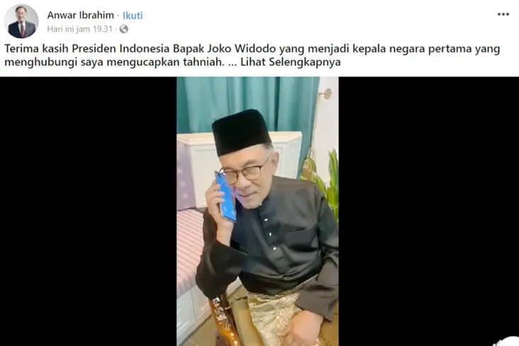 Via Telepon Jokowi Ucapkan...