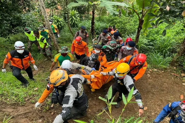 Personel Brimob Temukan...
