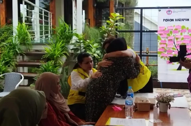 Perempuan Golkar Bersatu...