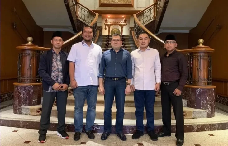 HT Diskusi dengan Wakil...