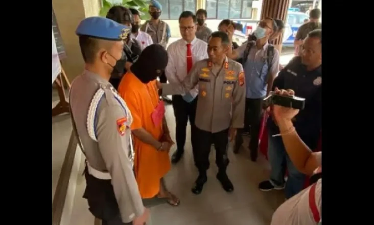 Parah! Kuli Bangunan...