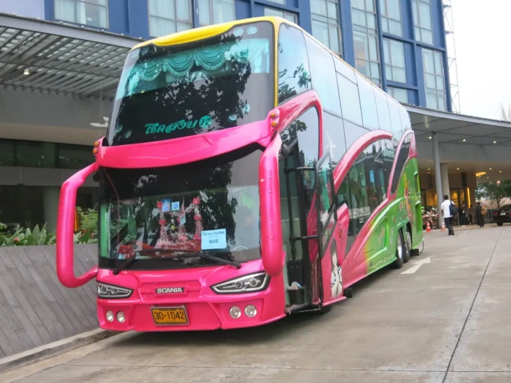 Genitnya Bus-bus Wisata...