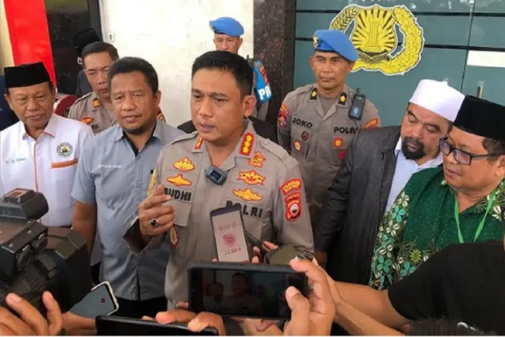 Teror Gunakan Busur...