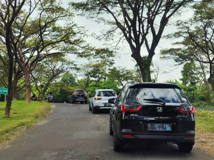 Akhir Pekan Ingin Wisata...