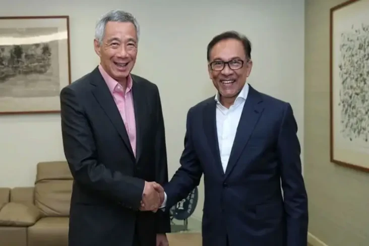 Punya Hubungan Dekat,...