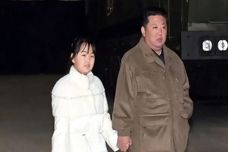 Xi Jinping Surati Kim...
