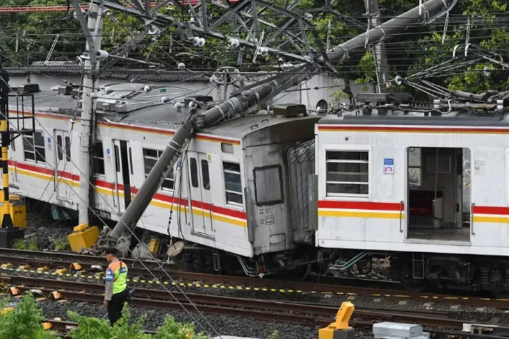 KCI Telah Mengevakuasi...