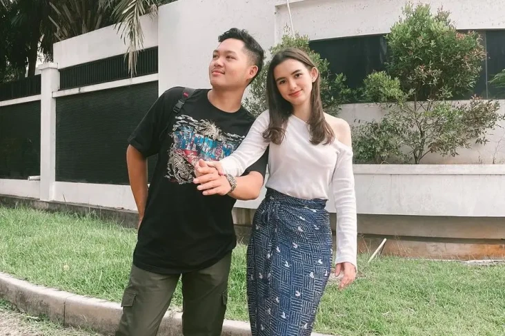 5 Artis Indonesia yang...