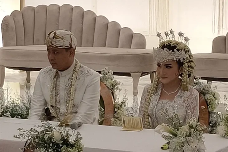 Kiki Amalia Dipinang...