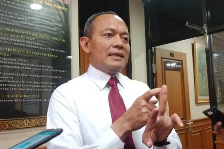 Polri: Penyebab Jatuhnya...