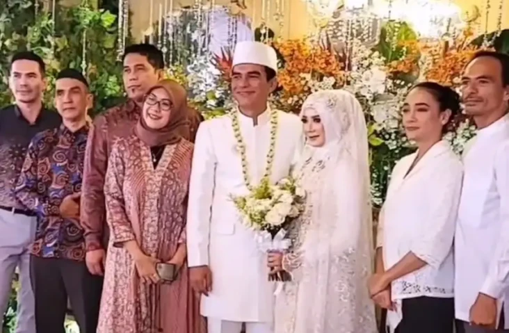 Teddy Syah Menikah Lagi,...