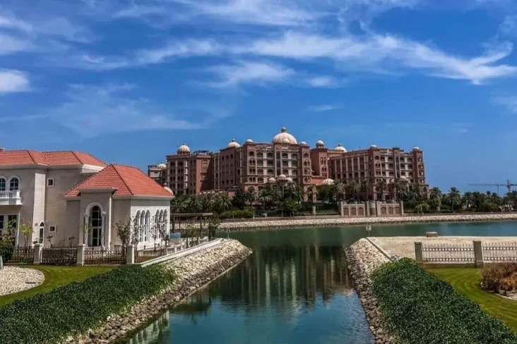 6 Hotel Mewah untuk...