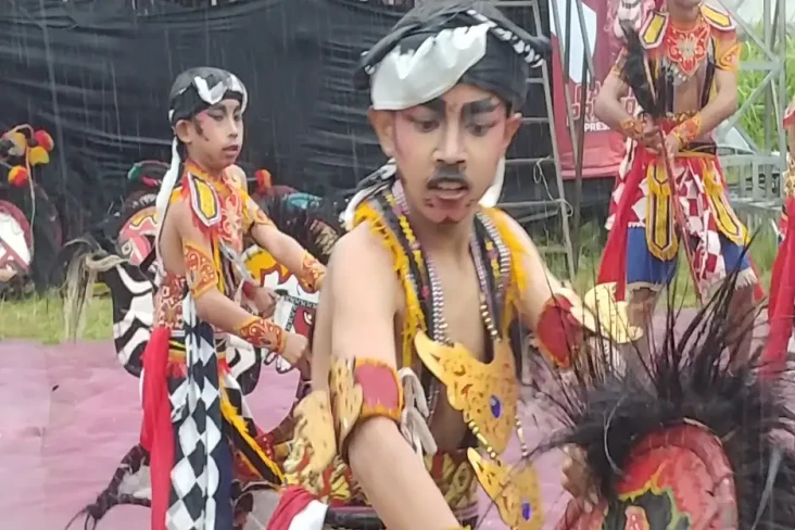 Keseruan Pentas Kuda...