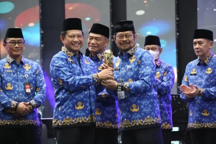 Korpri Beri Penghargaan...