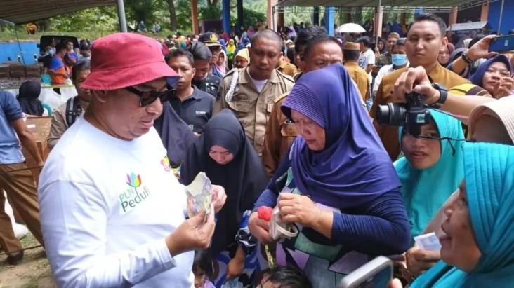 Pasar Murah, Pemkab...