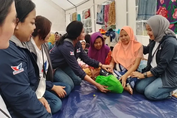 Terima Bantuan dari...