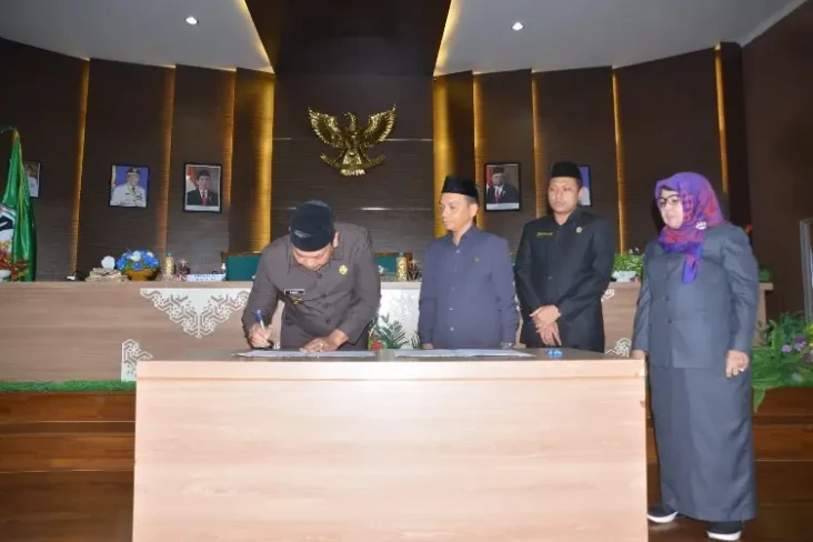 Mujiyat Apresiasi Rancangan...