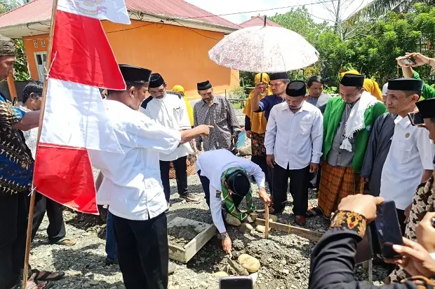 Bupati Pasangkayu Hadiri...