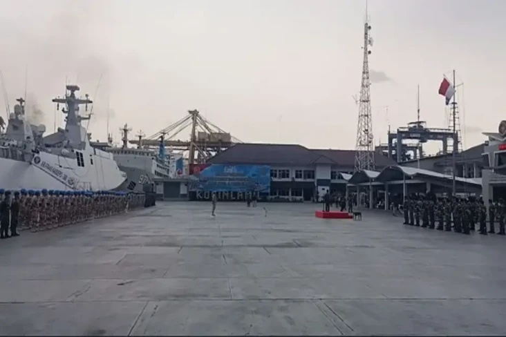 Panglima TNI Lepas Satgas...