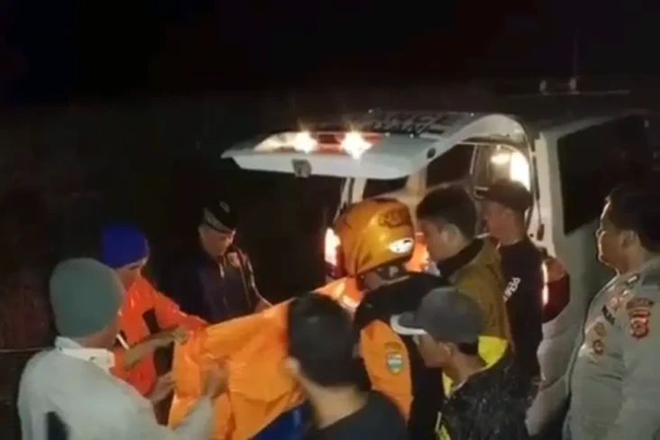 Tragis! Siswi SMP Ditemukan...