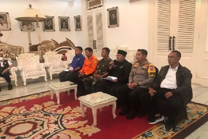1 Jenazah Korban Gempa...