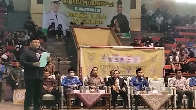 Gelar Kejuaraan Pencak...
