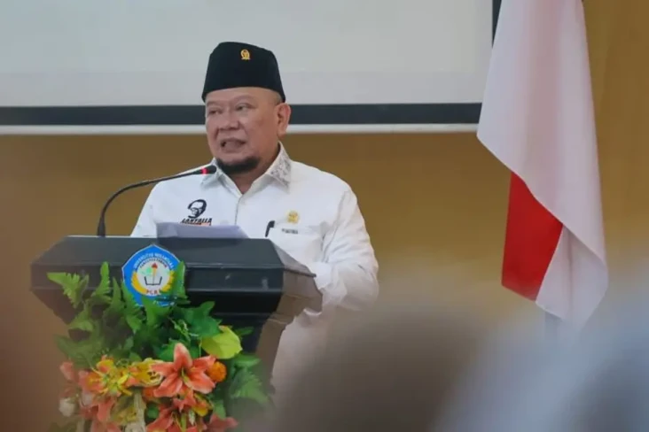 Kepercayaan Publik ke...