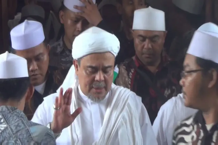 Tutup Acara Reuni 212,...