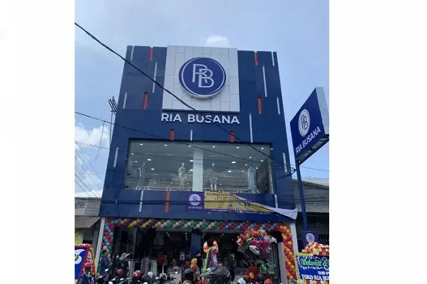 Hadir dengan Konsep...