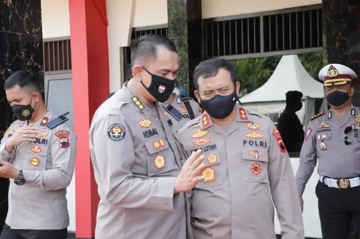 Wow! Acara Ngunduh Mantu...