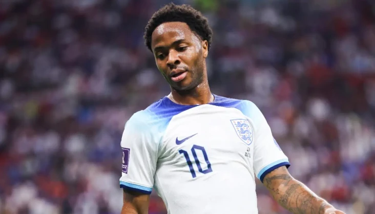 Raheem Sterling Tinggalkan...