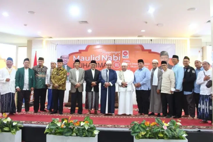 Syaikhu: Maulid Nabi...