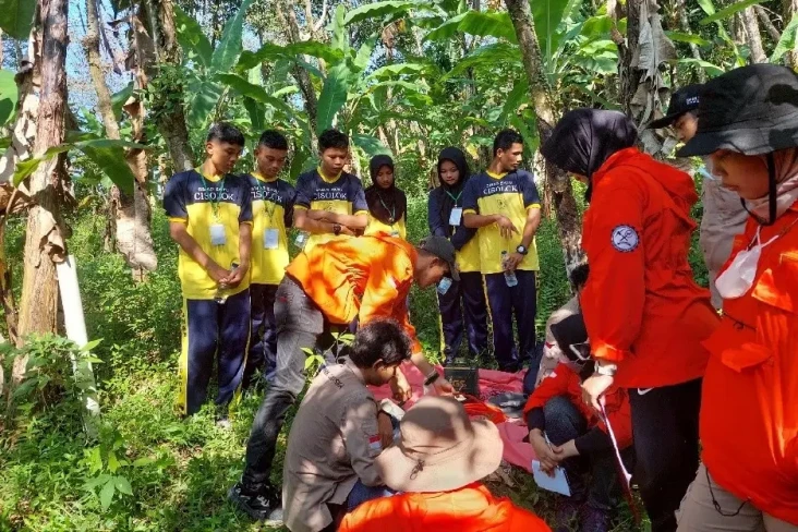 Belajar dari Cianjur,...