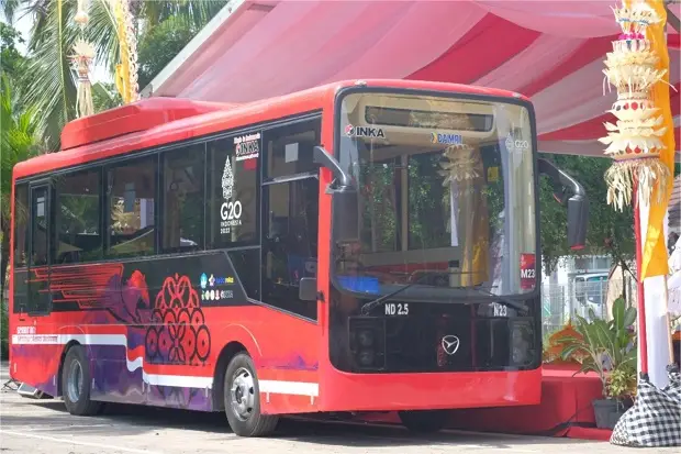 Bus Listrik Merah Putih:...
