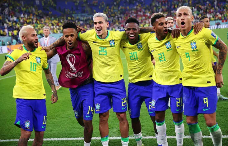Brasil Tim Pertama yang...