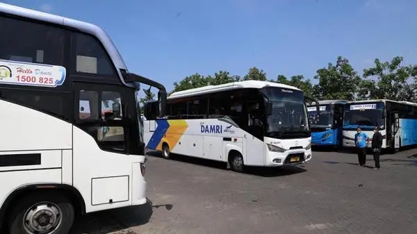 5 PO Bus dengan Armada...