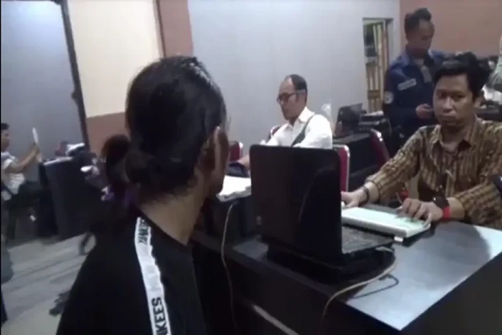 Kedapatan Bawa Sabu,...