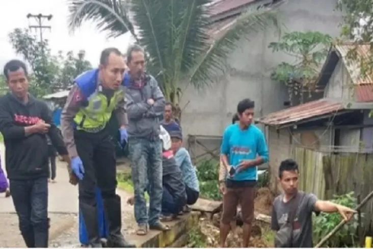 Warga Kubu Raya Gempar,...