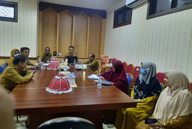 Pemkab Pasangkayu Rapat...