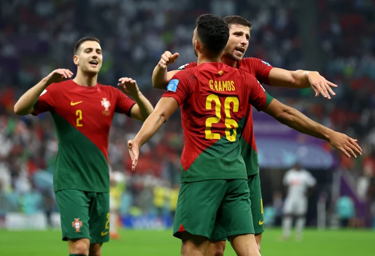 Portugal vs Swiss: Goncalo...