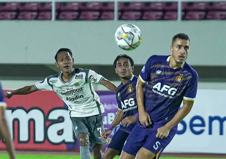 Hasil Persik vs Persib:...