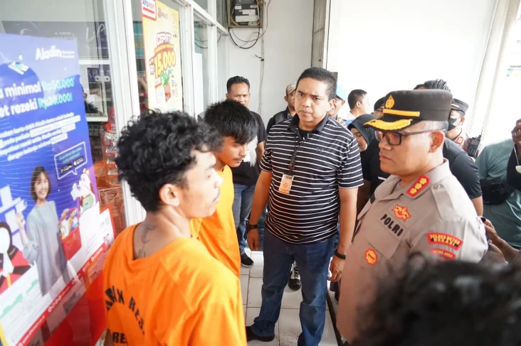 Polisi Gulung Perampok...