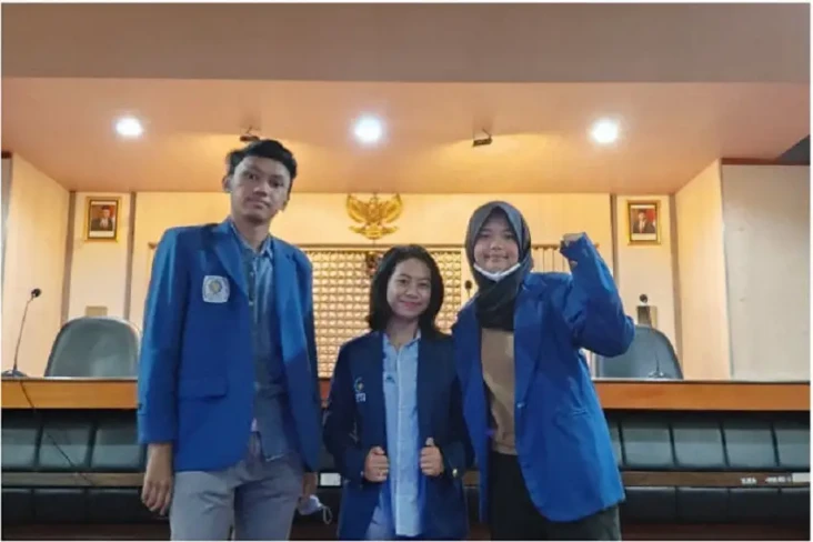 Berbasis AI, Mahasiswa...
