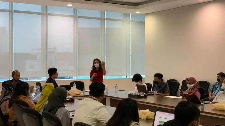 MNC University Gelar...
