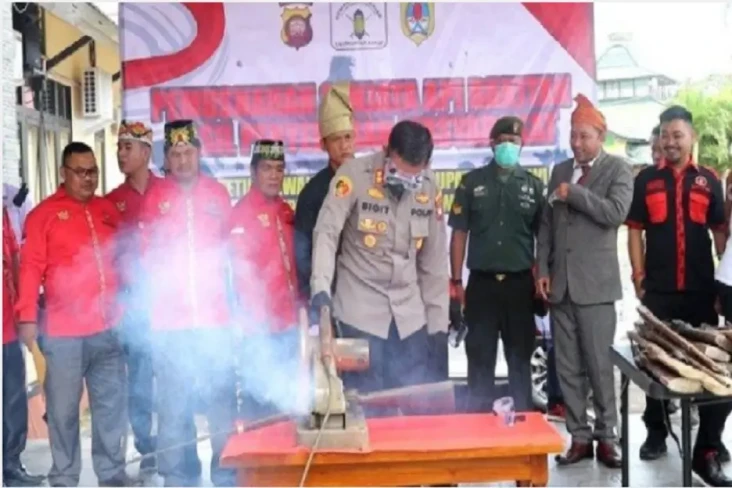 38 Senpi Rakitan Dimusnahkan,...