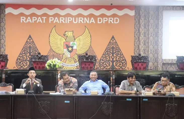 DPRD Kendal Dukung Pengisian...