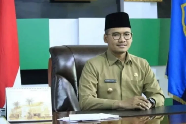 Profil Abdul Latif Imron,...